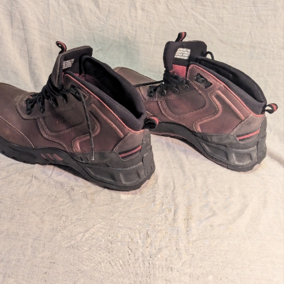 Sturdy Brown Hiking Boots - Picture 11 of 12